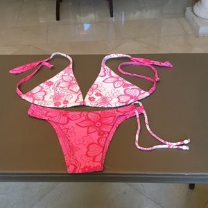 Brazilian bathing suit with a nice pink color
